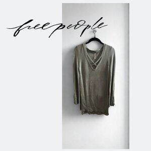 sXS | Free People Long Sleeve Knit Top | Bell Sleeve Detail | Boho Vibes